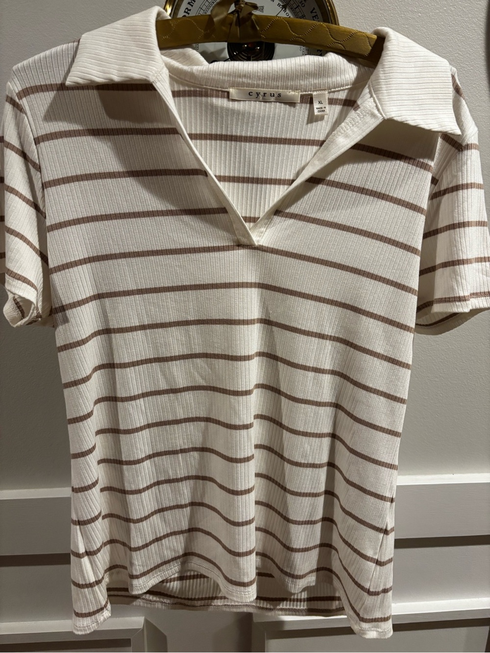 Cyrus Women's Cream Stripe Polo Tee size xl
